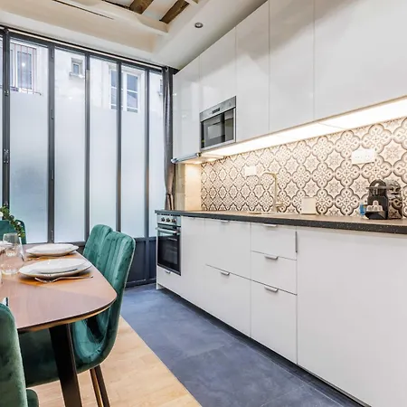 Bridgestreet Le Marais - Les Halles - Republique Paris