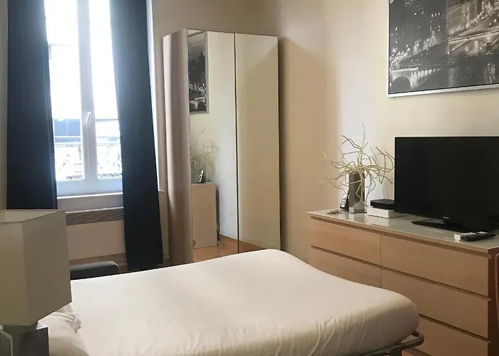Apartment Bridgestreet Le Marais - Les Halles - Republique Paris