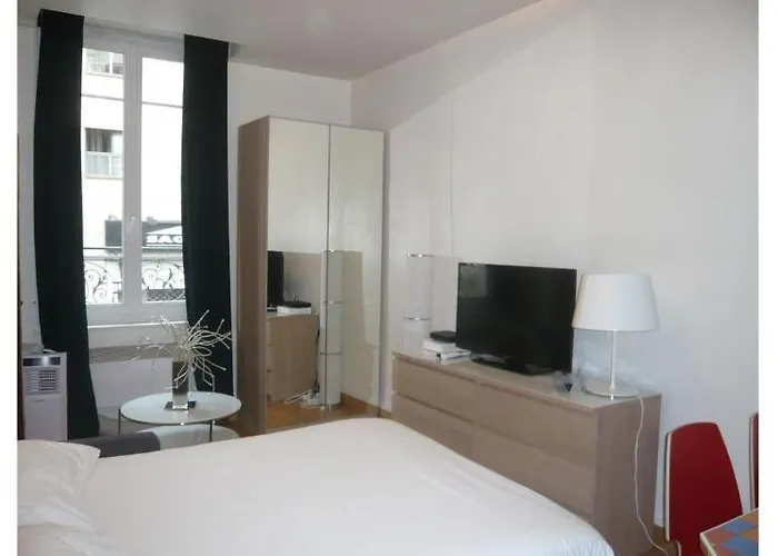 Bridgestreet Le Marais - Les Halles - Republique Apartment